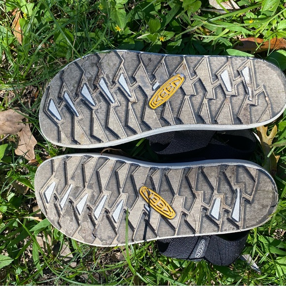 Keen sandles size 8.5 - Picture 4 of 6